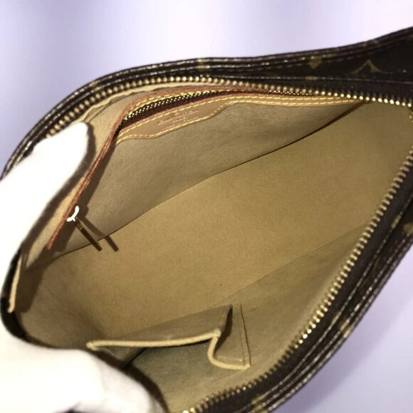 LOUIS VUITTON Monogram Looping MM M51146 Shoulder bag - Picture 10 of 16